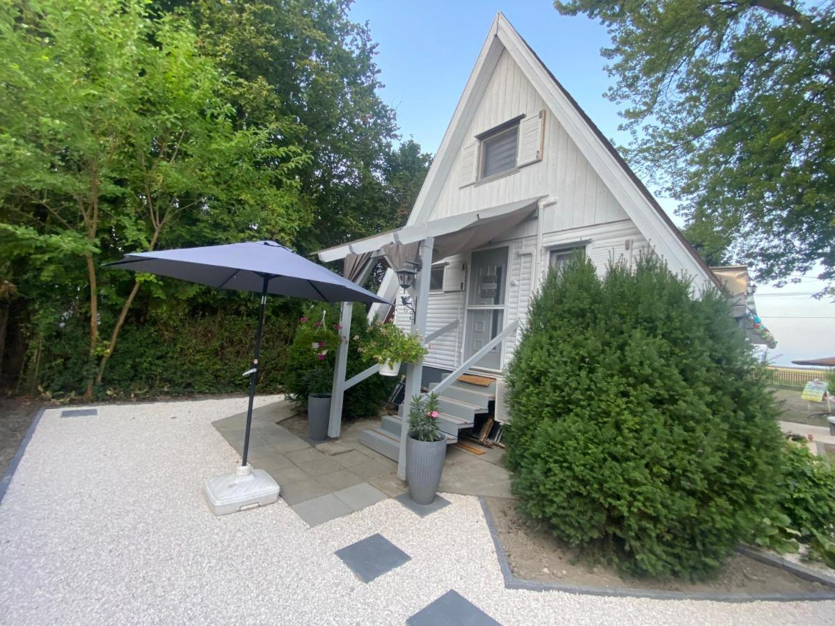 Icuka Vendeghaza Holiday home Kiskunlachaza