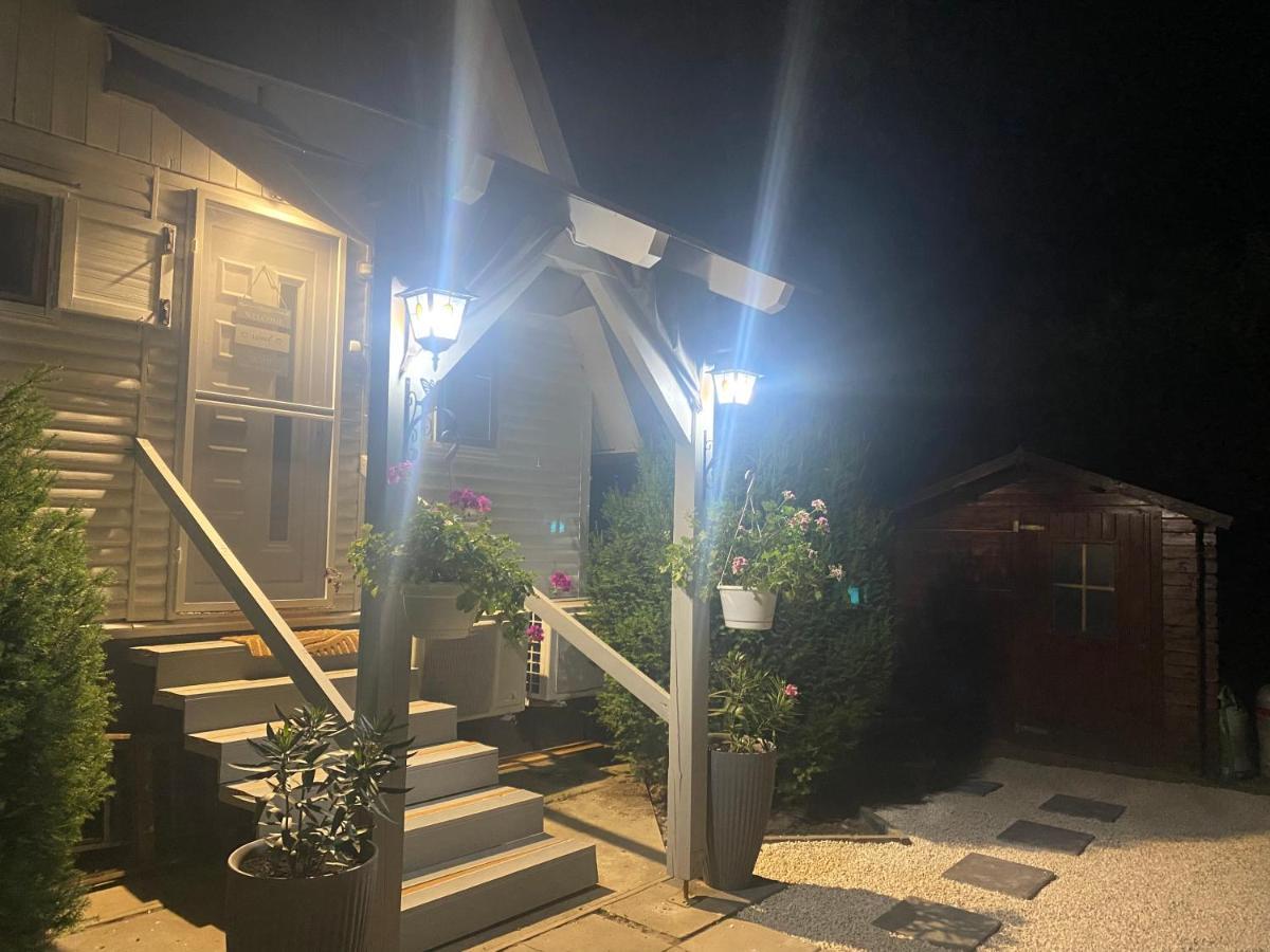 Icuka Vendeghaza Holiday home *