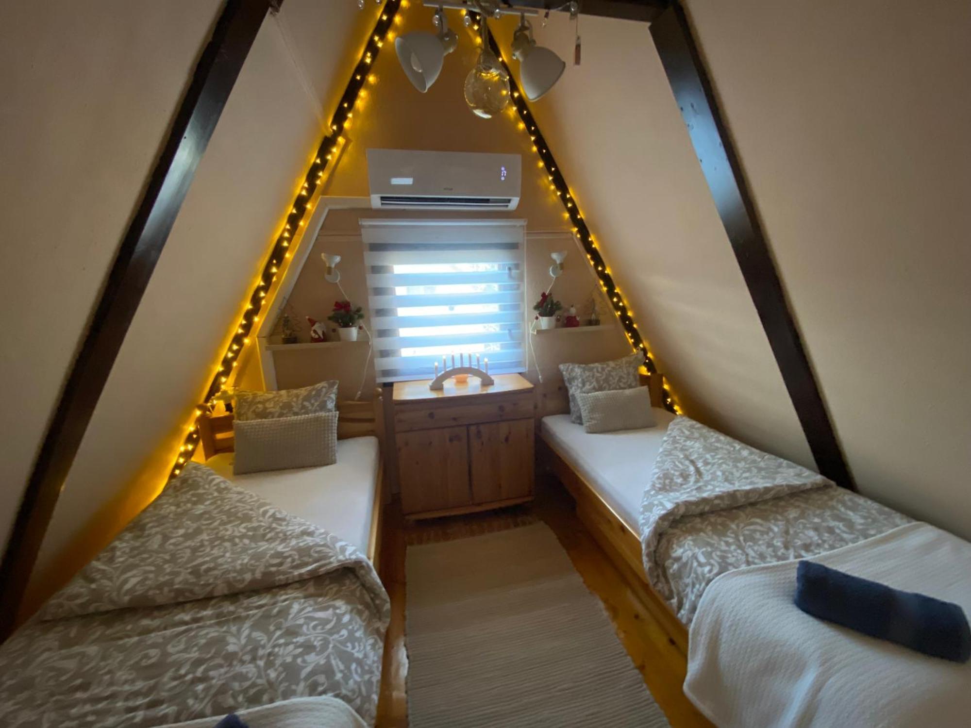 Icuka Vendeghaza Holiday home Kiskunlachaza